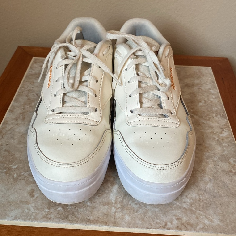 Reebok Women’s 9 Cream Orange Sneakers Ortholite Comfort Footbed - Picture 2 of 8